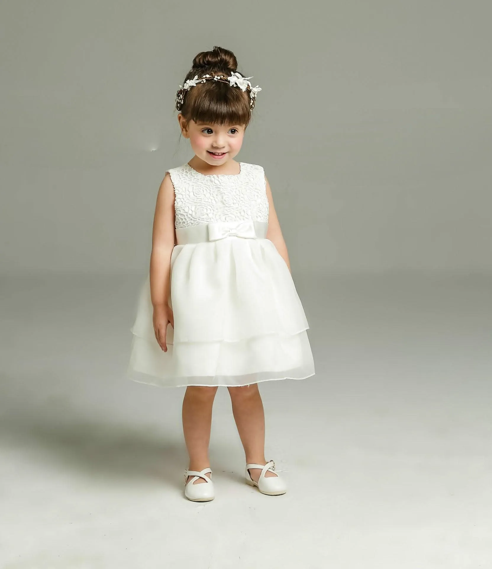 Baby clothes 0-24 about one year old birthday party dress sleeveless white embroidered mesh bow girl princess dress