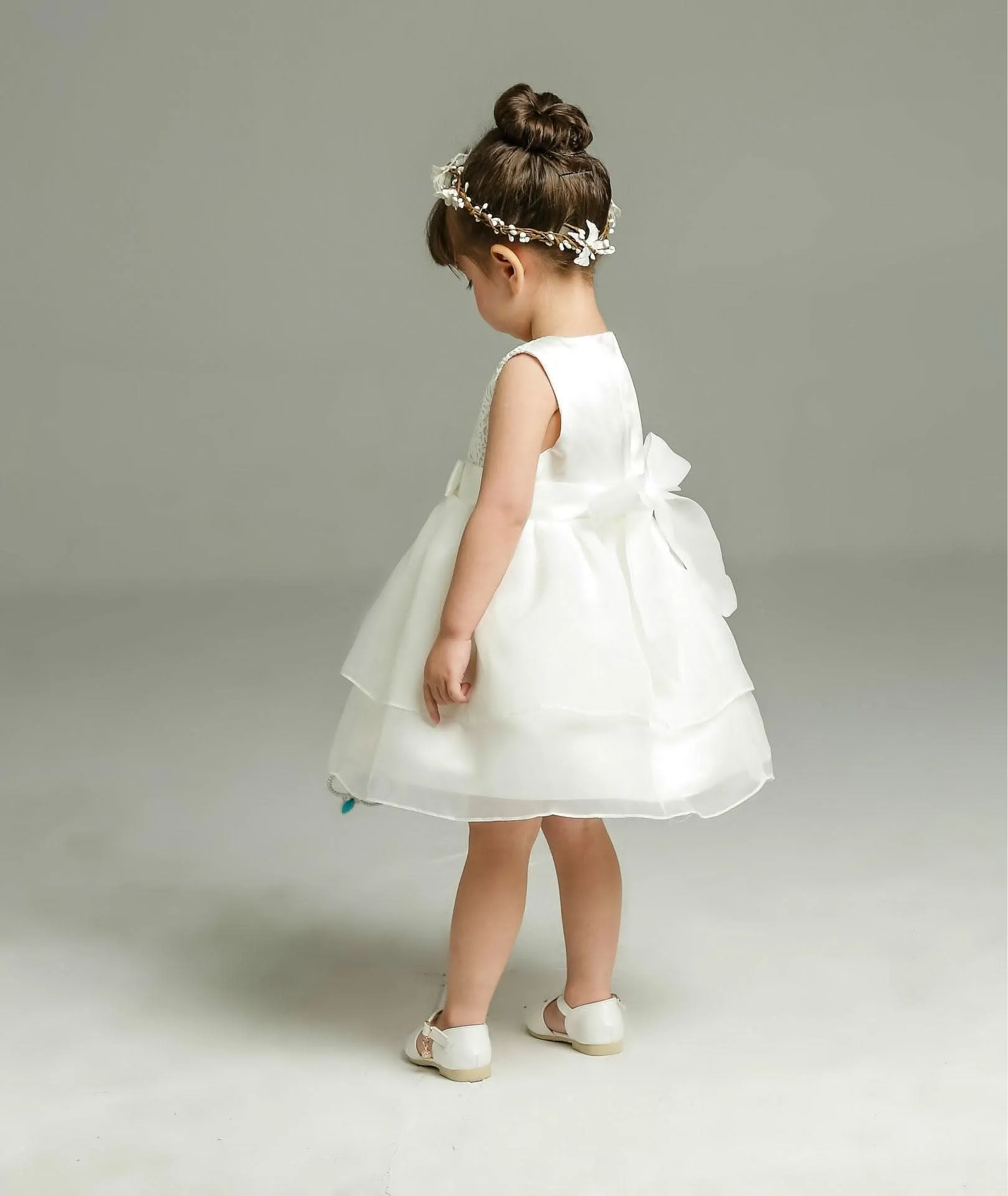 Baby clothes 0-24 about one year old birthday party dress sleeveless white embroidered mesh bow girl princess dress