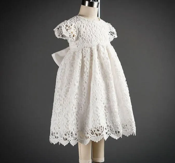 Children's classic lace short sleeved dress elegant pure white hollow bow baby birthday party girl princess dress