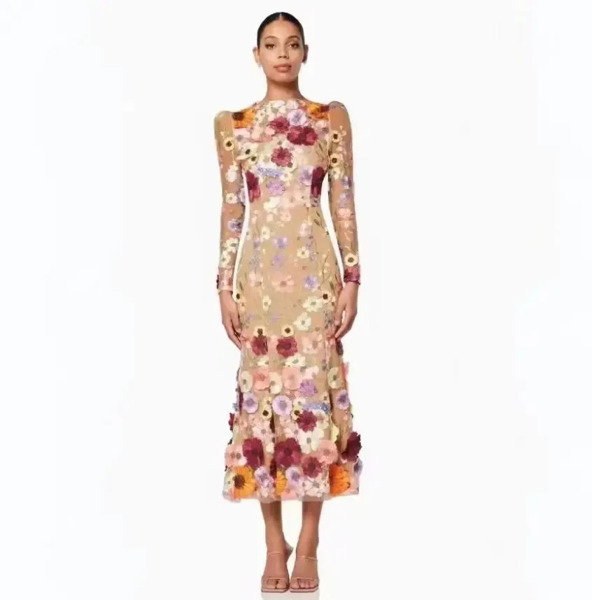 Trend4us Elegant Floral Lace Appliqué Midi Dress